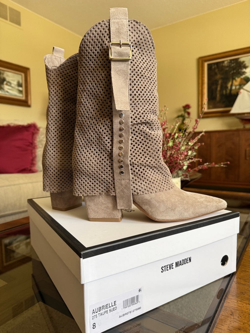 Steve Madden AUBRIELLE Taupe Suede Leather Cuffed Boot -Made in Italy- Size EU38 - Picture 5 of 17